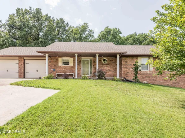 222 Eastland Dr, Jefferson City, MO 65101