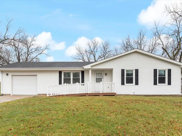 110 E Pearl St, Neola, IA 51559