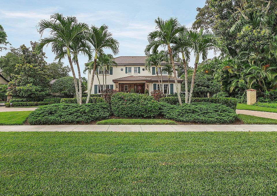 1st image of 1230 Gasparilla Dr