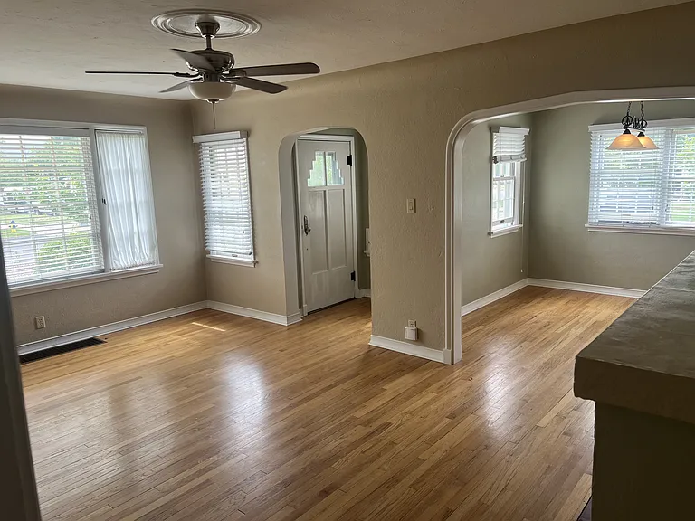 1404 White Ave #A — Photo 1