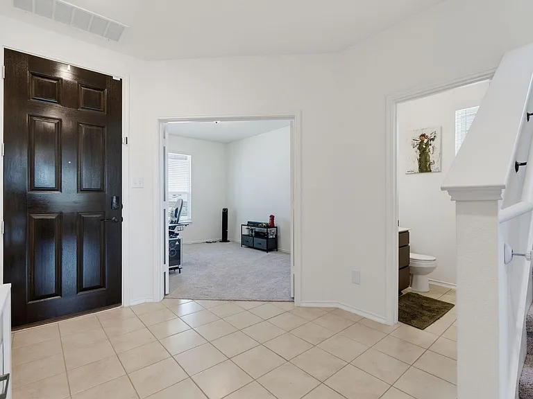 1309 Long Creek Ln — Photo 2