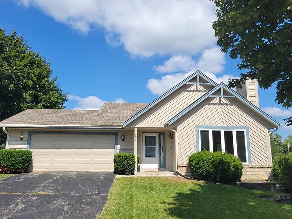1st image of 1606 Erin Ln