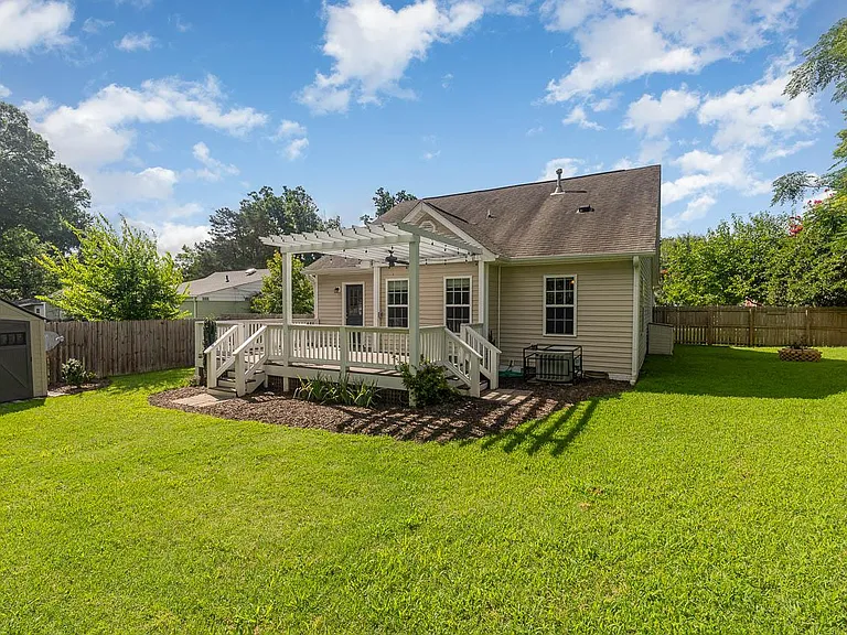 605 Brighton Rd — Photo 26