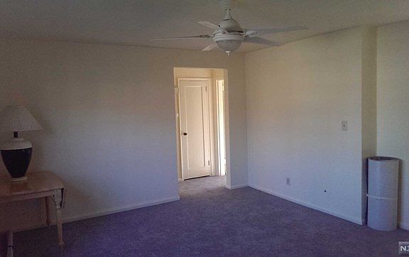 3rd image of 5 Romaine Ct APT B3