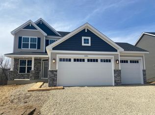 20411 Gargoyle Ln, Lakeville, MN 55044