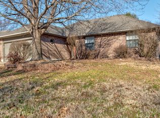 3747 W Edgewood St, Springfield, MO 65807