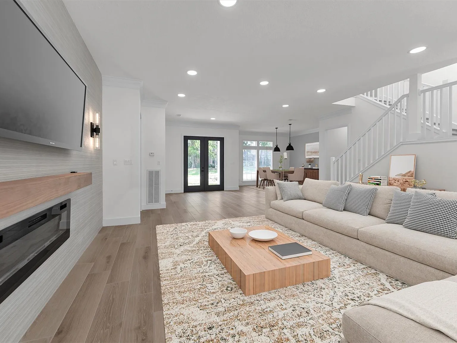 4 bed, 3.5 bath, 3708 sqft, $6,300 — Photo 1