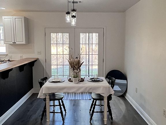 5th image of 1185 Holden Rd