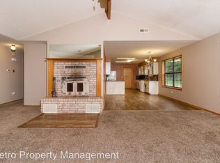 13753 N Mount Olive Rd, Gravette, AR 72736