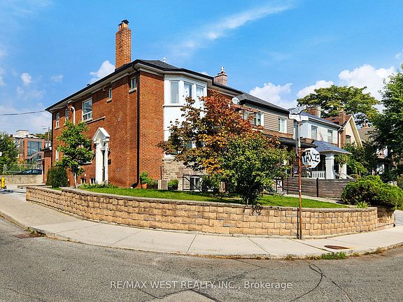 2nd image of 52 Heydon Park Rd