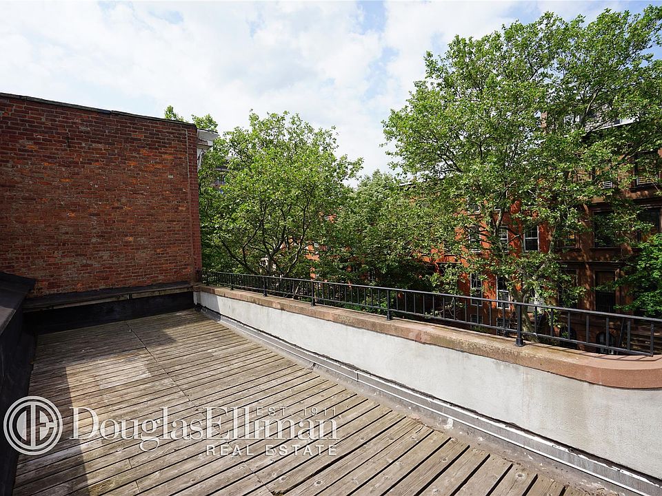 1st image of 343 Carlton Ave APT 3B