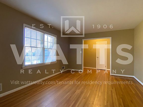 3rd image of 2440 Hawksbury Ln