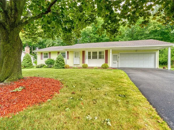 21 Red Bud Rd, Rochester, NY 14624