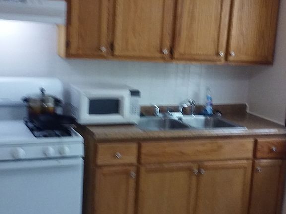 5th image of 1429 E End Ave