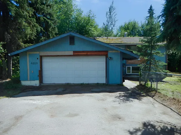4619 Stanford Dr, Fairbanks, AK 99709