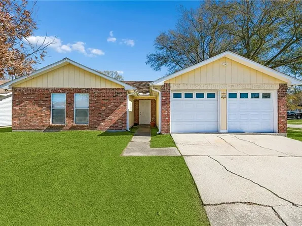 1053 Fairfax Dr, Gretna, LA 70056
