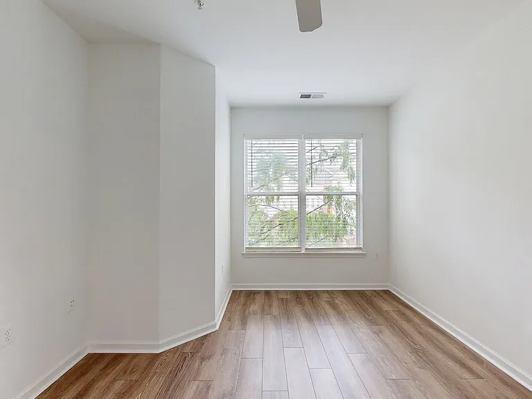 Sullivan Place — Photo 93
