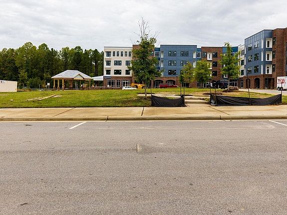 2302 Gathering Square Ct, Fuquay Varina, NC 27526 | MLS #10007612 | Zillow