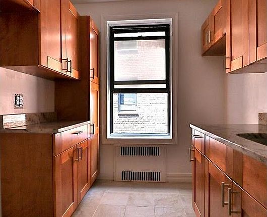 5th image of 6812 Yellowstone Blvd APT 4W