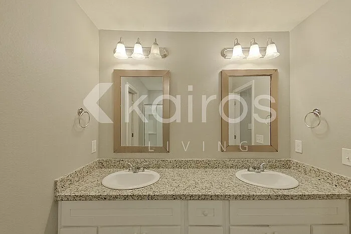11357 Camden Court Cir — Photo 20