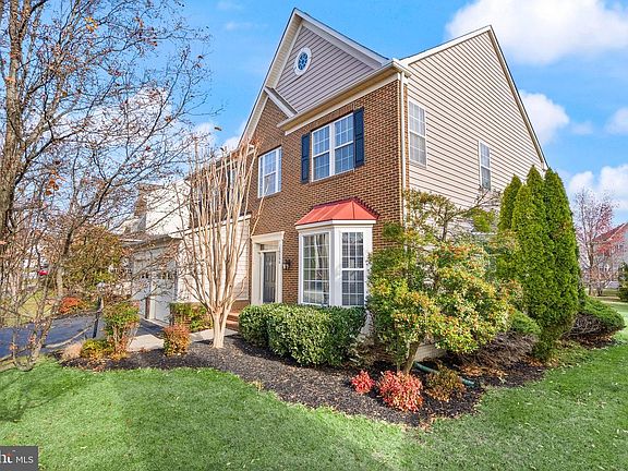 4th image of 19296 Creek Field Cir