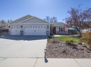 329 E Kaibab Trail St, Meridian, ID 83646