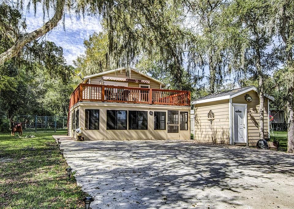 1st image of 222 Shady Oaks Hbr