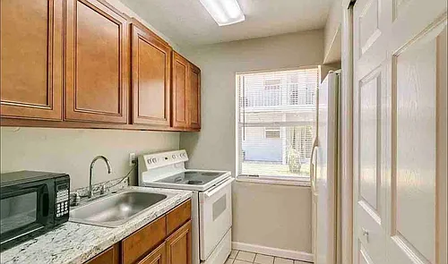 202 Caroline St #104 Photo 1