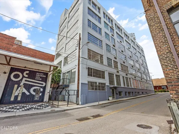 200 W Jackson Ave #105, Knoxville, TN 37902