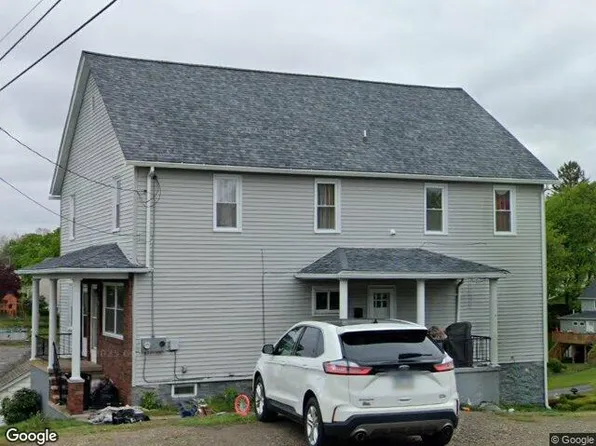 822 Walnut St, Avoca, PA 18641