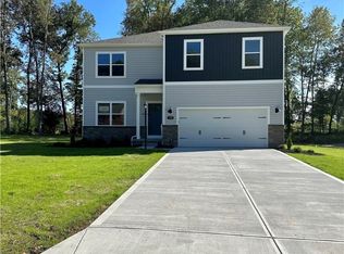 125 Winterwood Dr, Butler, PA 16001