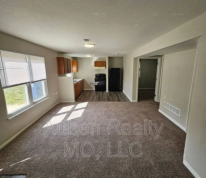 6113 Indiana Ave — Photo 8