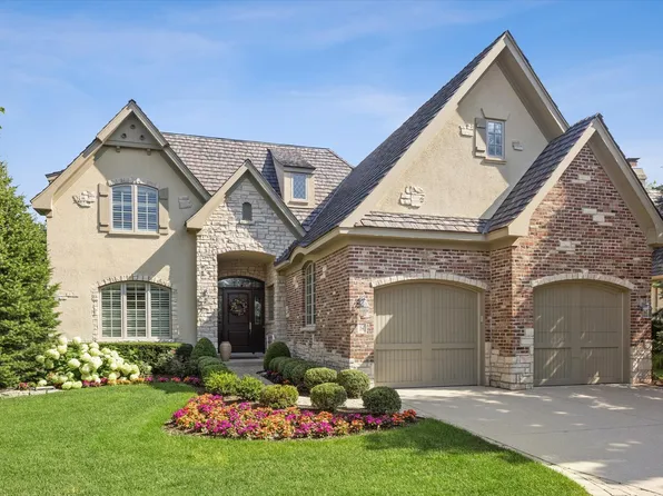 64 Forest Gate Cir, Oak Brook, IL 60523