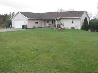 E1209 County Road V, Scandinavia, WI 54977