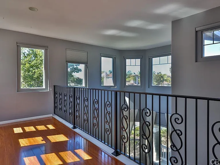 1046 Strawberry Creek St — Photo 19