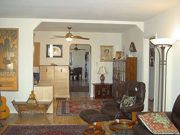 2nd image of 12610 Admiral Ave