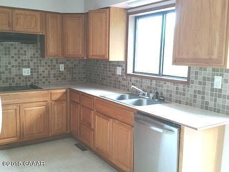 5th image of 805 1st Ave NE