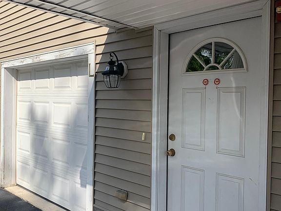 Garage Door $ Enterance