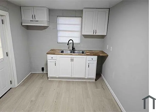 2 bed, 800 sqft, $800 — Photo 1