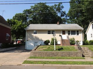514 W Lookout Ave, Hackensack, NJ 07601