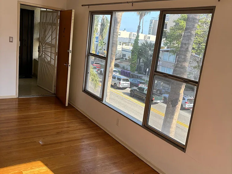 1015 E Ocean Blvd #17 — Photo 5