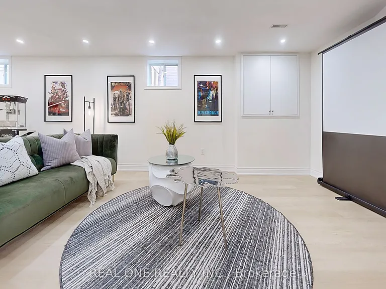 99 Aitken Cir — Photo 39