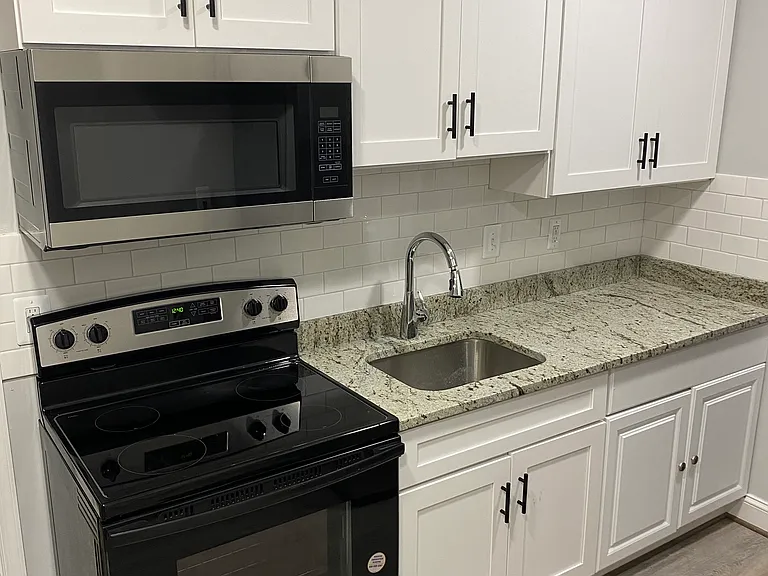 2103 Belair Rd #2 — Photo 9