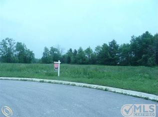 8102 Tamarack Ln, Romeo, MI 48065