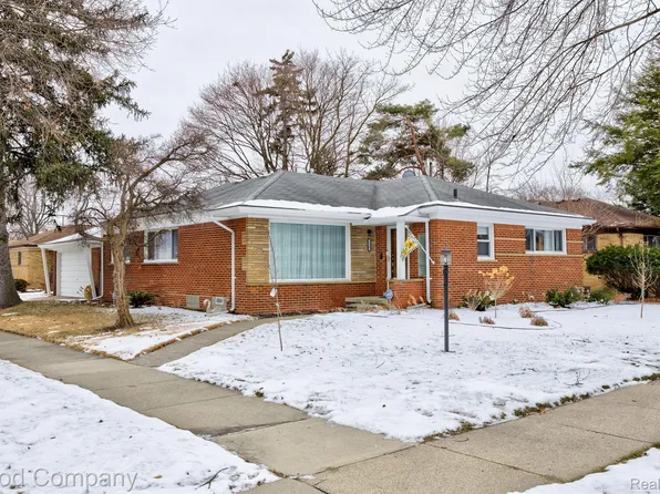 13301 Dartmouth St, Oak Park, MI 48237