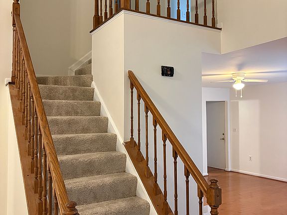 4th image of 14208 Greenview Dr