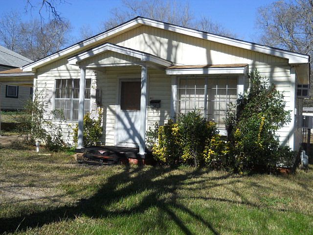 1st image of 507 E Angelina St