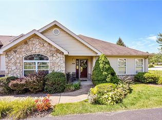 6075 Triple Crown Cir, Greensburg, PA