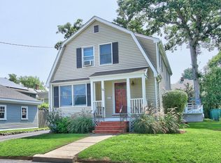 14 Wood Rd, Dedham, MA 02026