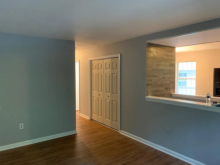 8441 Pine Blvd — Photo 18